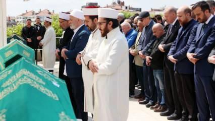 Cumhurbaşkanı Erdoğan, vefat eden Arapça öğretmeninin cenaze namazına katıldı