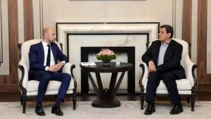 Fransız Bakan, terör örgütü lideriyle görüştü