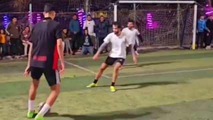 Quaresma'yı kıskandıracak rabona: Zor olanı yaptı, halı sahada kaleciyi avladı