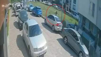 Sokak köpeklerinden kaçarken başını otomobile çarpan çocuk yaralandı