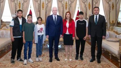 Vali Gül, 5 ilden gelen öğrencileri misafir etti