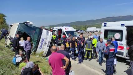 Yolcu otobüsü devrildi: Ölü ve yaralılar var!