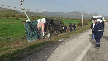 Van'da yolcu otobüsü devrildi