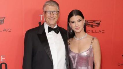 Bill Gates'in kızı babasının hastalığını yanlışlıkla ifşa etti