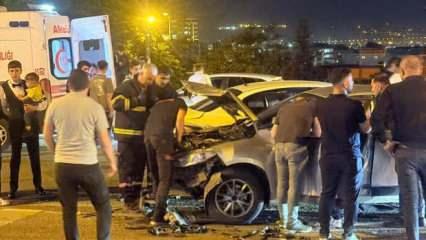 Batman'da iki otomobil çarpıştı: 4 kişi yaralandı