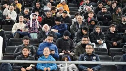 Biletler halk otobüsünden ucuz olunca kapış kapış gitti: 'Final' jesti