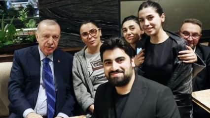 Cumhurbaşkanı Erdoğan, kafede vatandaşlarla sohbet etti