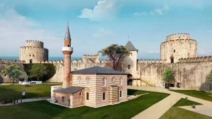 Cumhurbaşkanı Erdoğan ziyaret etmişti: Fatih Mescidi ibadete a&ccedil;ıldı