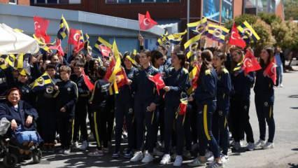 Fenerbahçe kuruluşunun 118. yılını törenle kutladı