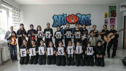 Gazze için 6 dilde tek yürek: 220 imam hatip öğrencisinden anlamlı konser 