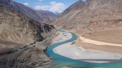 Pakistan'dan Hindistan'a "İndus Nehri" uyarısı