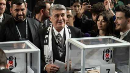 Beşiktaş'ta Serdal Adalı yeniden başkanlığa seçildi