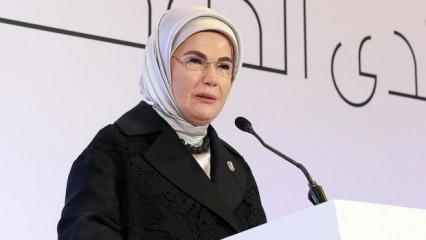 Emine Erdoğan, Şeyha Fatima Bint Mubarak ile çocuk evleri sitesini ziyaret etti
