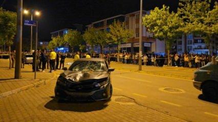 Otomobilin çarptığı iki kadın hayatını kaybetti