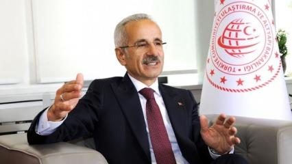 Bakan Uraloğlu duyurdu: Dünyaca ünlü iki turistik tren İstanbul’a geliyor