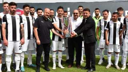 Amatöre kadar düşmüştü: Süper Lig efsanesi 'namağlup' şampiyon