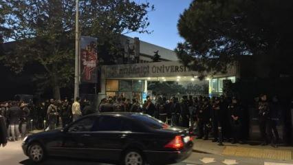 Boğaziçi Üniversitesi'nde protestoculardan polise saldırı! Valilikten açıklama