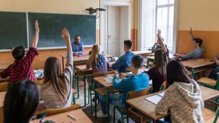 Liselere yeni ders geliyor! MEB müfredata ekledi