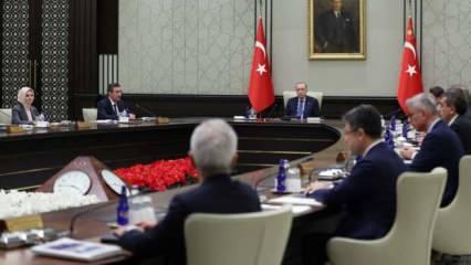 Kabine'de Devlet Bahçeli sürprizi! Anlamlı jest!