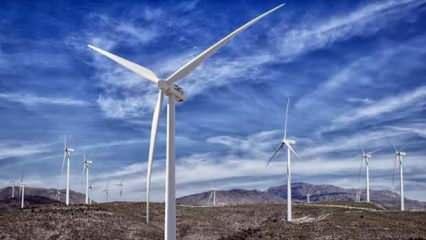 Rüzgar enerjisi yerli sanayi ve elektrik üretimiyle enerji arzında kilit rol oynuyor