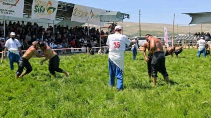300 güreşçi güneşin altında ter döktü, Manisalı sporcu 'başpehlivan' oldu