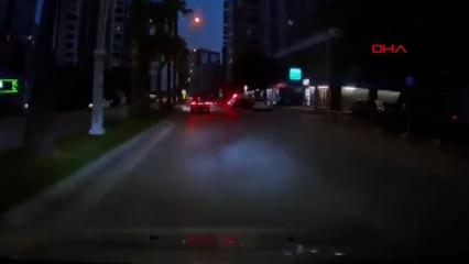 Adana'da ehliyetsiz sürücü makas atarken trafiği birbirine kattı!
