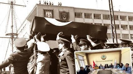 DEM'li belediyeden s&uuml;rece g&ouml;lge: Şehit Cengiz Topel'in ismini sildiler