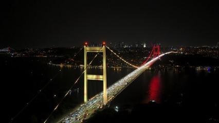 Fatih Sultan Mehmet Köprüsü "sarı-kırımızı" renklere büründü