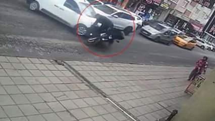 Aşevi aracı ile motosiklet çarpıştı!