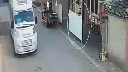 Husumetlisini bindiği dolmuştan vurdu! O anlar kamerada