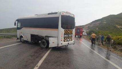 İzmir'de trafik kazası: 13 kişi yaralandı