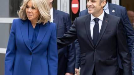 Macron’dan yumruk açıklaması: “Şakalaşıyorduk”