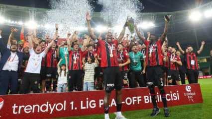 Süper Lig'e yükselen son takım belli oldu
