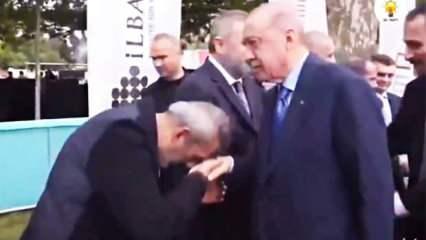 Yavuz Bingöl, Erdoğan'ın elini öptü; sosyal medya yıkıldı