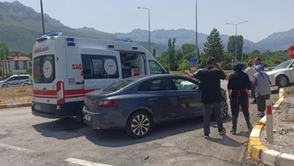 Konya'da iki otomobil çarpıştı: 5 yaralı
