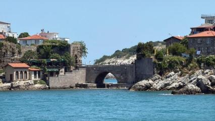 Bayram tatilinde 6 bin n&uuml;fuslu il&ccedil;eye 150 bin kişi geldi