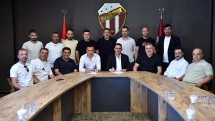 Fenerbahçe'nin eski futbolcusu 30 yıl sonra evine döndü: 3 yıllık imzayı attı