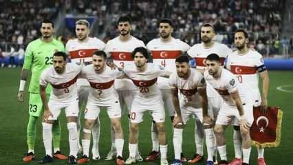Milli Takım'ın yıldızı ünlü oyuncuyla evlilik yolunda ilk adımı attı!