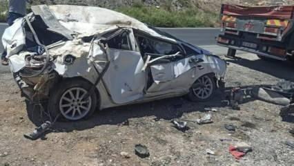 Takla atan otomobilden fırladı: 1 ölü, 1 ağır yaralı