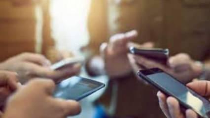Telefonunuzdan hemen silin! İşte haberiniz olmadan kartınızdan para çeken o uygulamalar