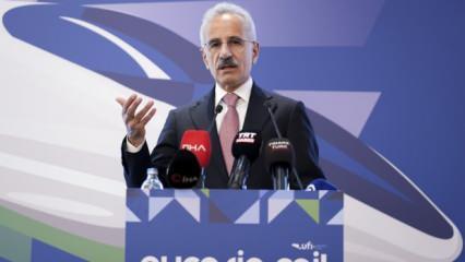 Bakan Uraloğlu, raylı sistemlere 500 milyon TL'lik destek programını duyurdu!
