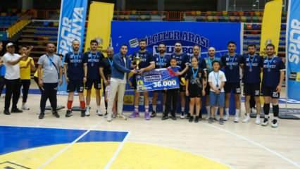 Konya Büyükşehir'in ilçeler arası voleybol turnuvasında şampiyon Hüyük