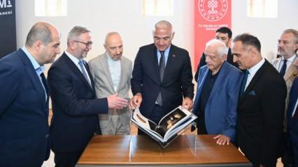 Rami Kütüphanesi'nde 'Ayasofya' yolculuğu! Fatih'in emaneti emin ellerde