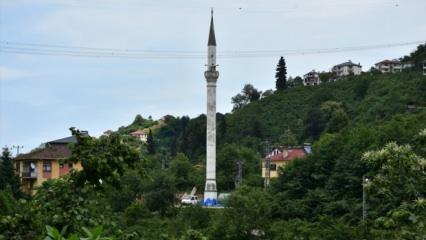 Trabzon'da camisi olmayan minare görenleri şaşırtıyor! 