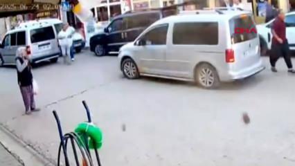 Adana meydana gelen deprem anı kameralara böyle yansıdı