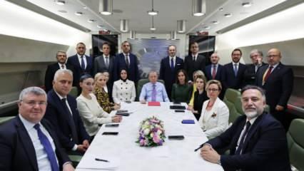 CHP'deki savaşa Cumhurbaşkanı Erdoğan'dan ilk yorum: Ürkmemek elde değil