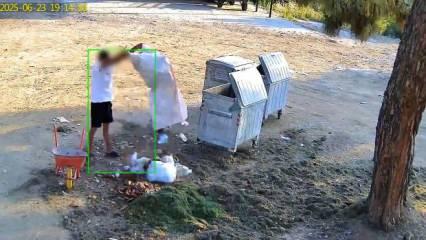 Fethiye'de çevreyi kirletenler fotokapanlara böyle yakalandı!