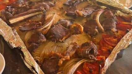 Gelenekten sofraya: Adıyaman’ın meşhur Besni usulü teneke kebabı