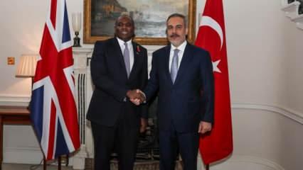 İngiltere'den Türkiye'ye kritik ziyaret: Lammy, Bakan Fidan ile görüşecek