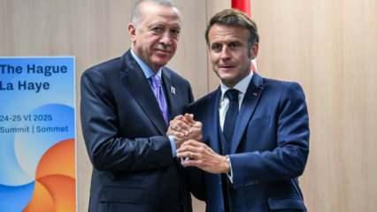RT: Erdoğan'ı alt etmeye çalışan Macron Babylade gibi döndü!